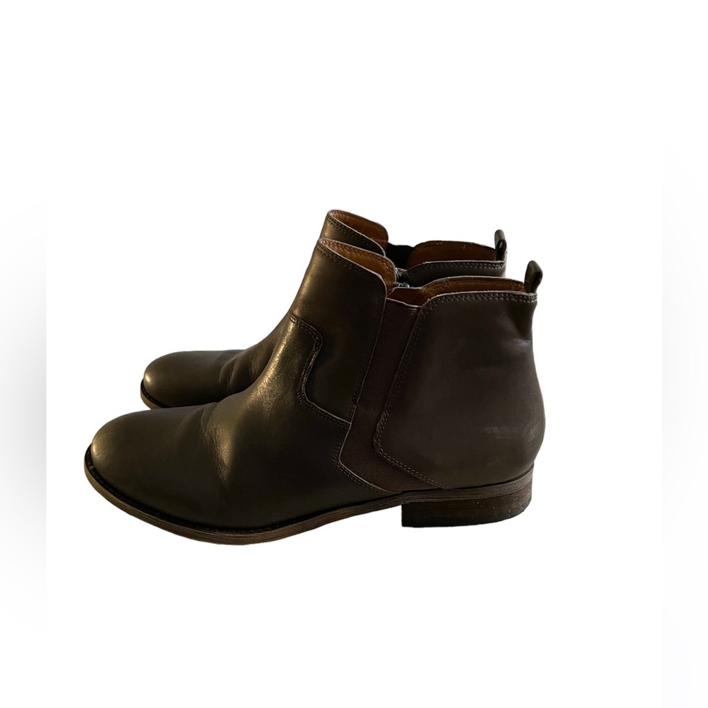 Franco Sarto zip up ankle boots size 9.5M